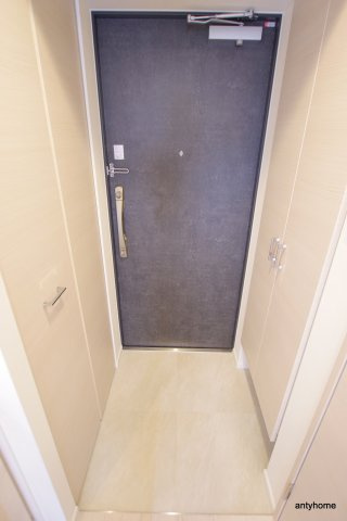 サムティ夕凪ルクサス　仲介手数料無料の玄関