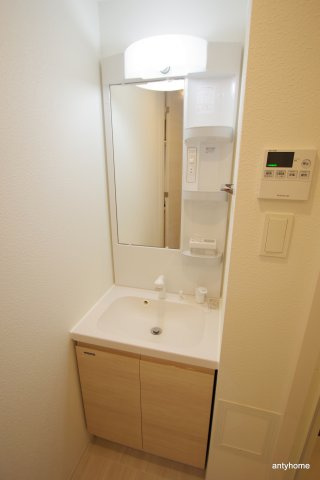 サムティ夕凪ルクサス　仲介手数料無料の洗面所