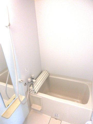 水入マンションの浴室