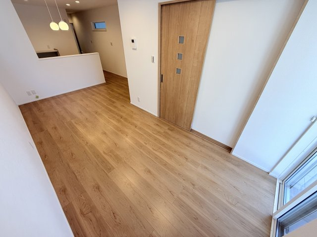 【居間・リビング】 | 西大塚2丁目戸建