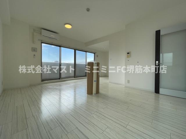 ＬＣ新梅田の居間・リビング