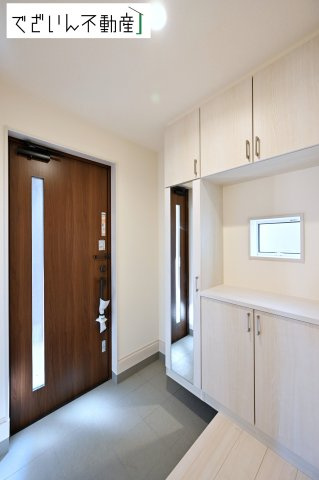 【玄関】 | blooming garden久喜市西　新築住宅 | 現地(2026年10月撮影)
