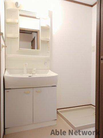 ボンジュールⅡの洗面所