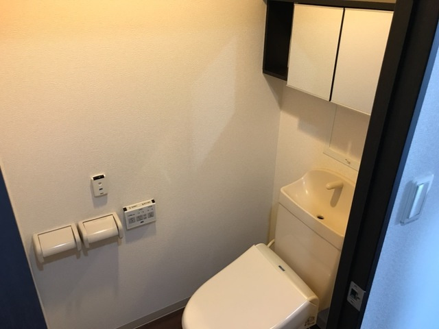 AJAXのトイレ|※同タイプの部屋写真です