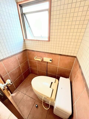  | 泉屋ビル（角ビル）