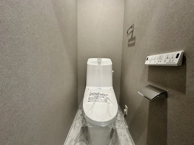 豊島区池袋本町2丁目 全2棟 2号棟のトイレ|イレは1，2階にございます
忙しい朝も快適に　家族みんなに優しい間取りです