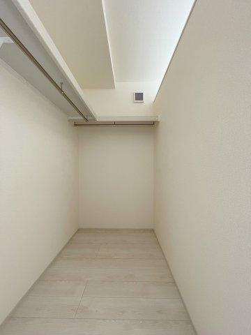 新築戸建・新築建売　福島市鳥谷野岩田　清明小・福島第一中の収納|お洋服をたっぷり収納できるウォークインクローゼット！枕棚付きも嬉しいですね！