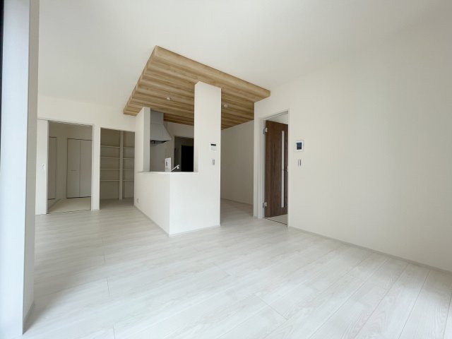 新築戸建・新築建売　福島市鳥谷野岩田　清明小・福島第一中の居間・リビング