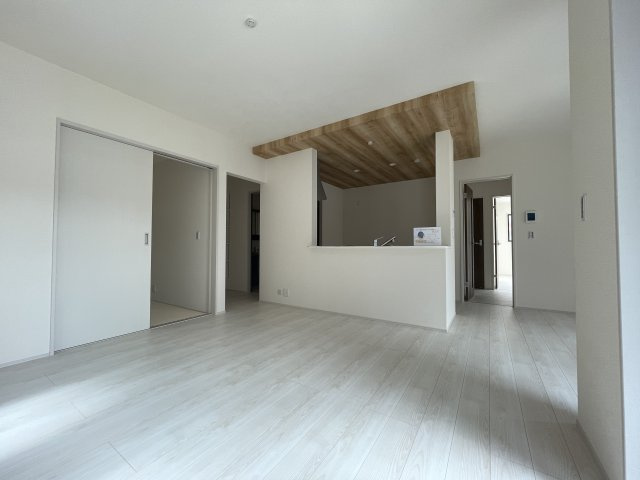 新築戸建・新築建売　福島市鳥谷野岩田　清明小・福島第一中の居間・リビング
