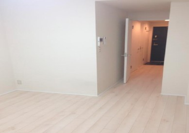 b'CASA 西日暮里の居間・リビング