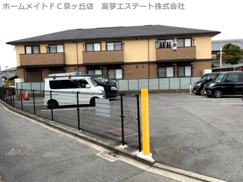 ソレイユ鈴の宮の駐車場