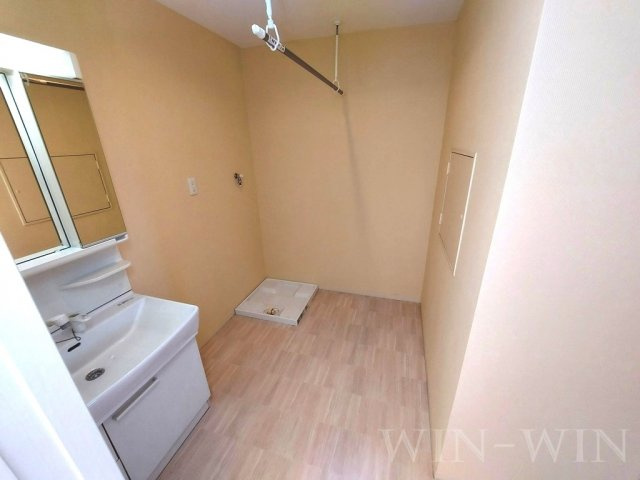 大羽マンションの洗面所|イメージ（同建物内別部屋の写真です）