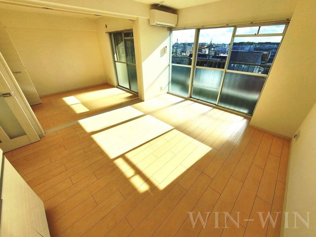 大羽マンションの居間・リビング|イメージ（同建物内別部屋の写真です）