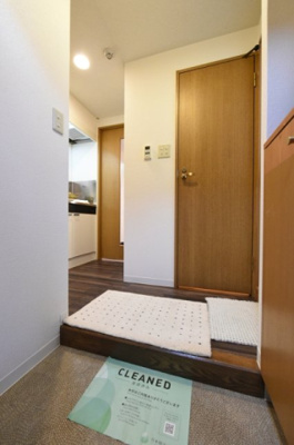 【玄関】 | エスコート大森 | 家具小物はイメージです