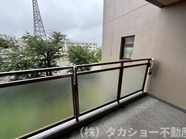 【バルコニー】 | ツインエルシティ千葉　1番館 | 暖かな日差しのふりそそぐバルコニー