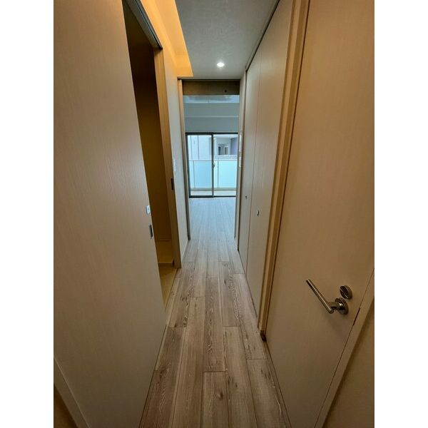 CASTELLO ASSO　名古屋市賃貸　仲介手数料無料の玄関