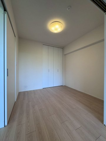 ハーティス城東の洋室