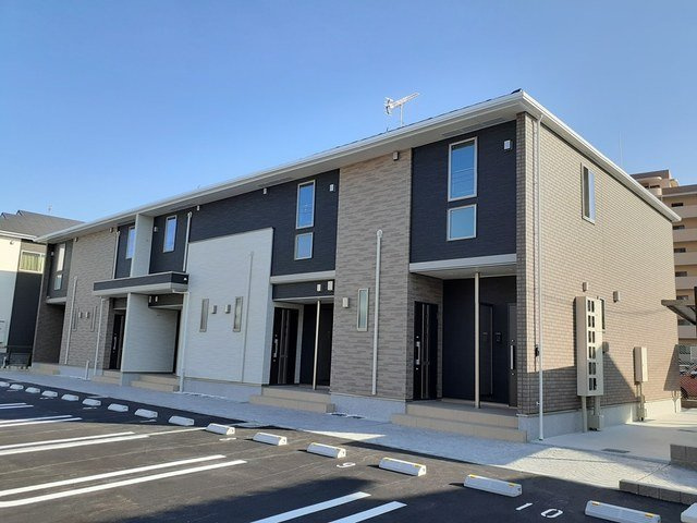 加古川市野口町北野のアパート