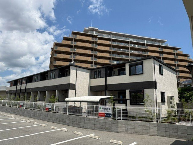 加古川市加古川町北在家のアパート