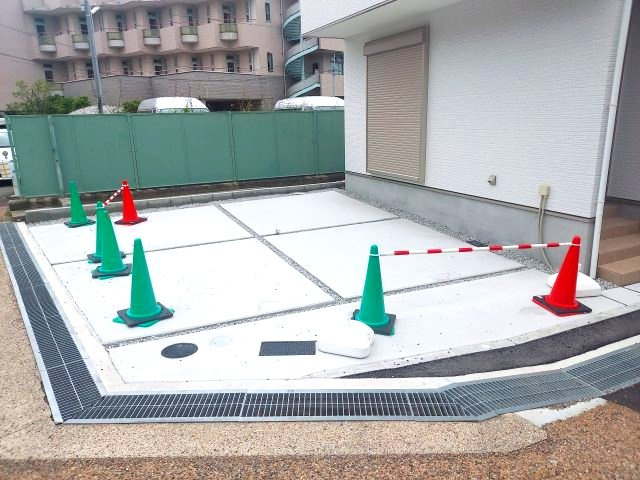 宝塚市小浜4丁目新築一戸建の駐車場|駐車スペース2台分有