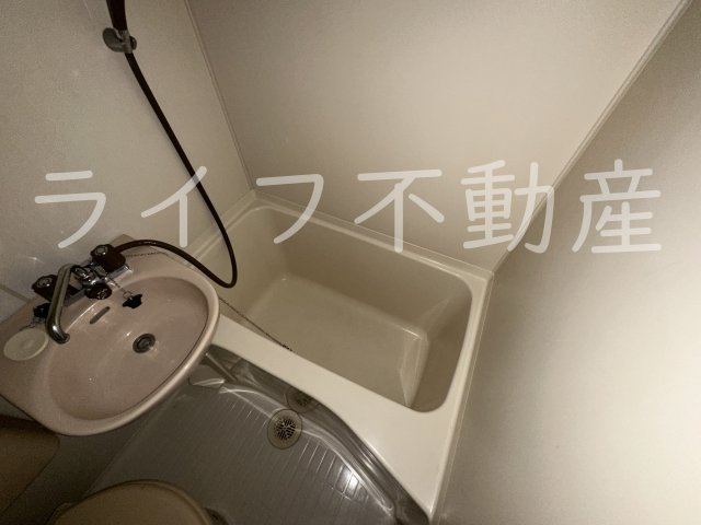 第2瓢箪山ハイツ（ダイニヒョウタンヤマハイツ）の浴室|日々の疲れを癒すお風呂付です