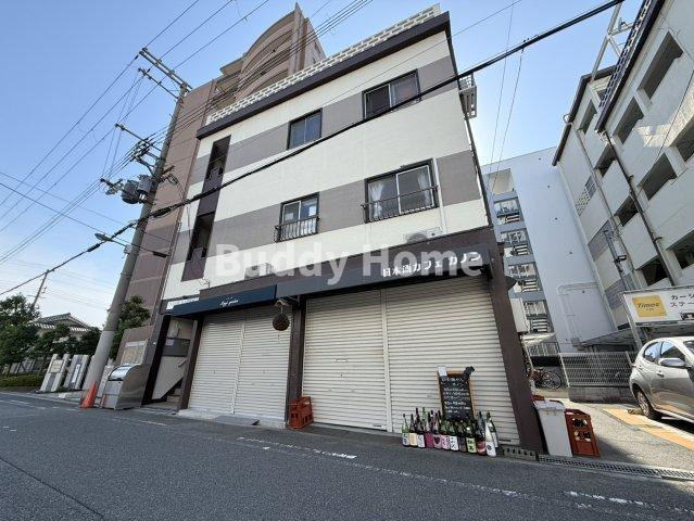 第2田辺マンションの外観