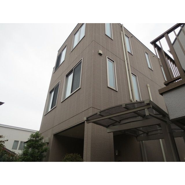 シュシュ都立大学