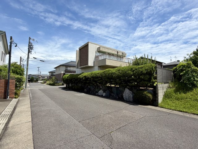 名東区平和が丘5丁目土地の外観|名東区平和が丘5丁目の落ち着いた住宅街に位置する売土地です。