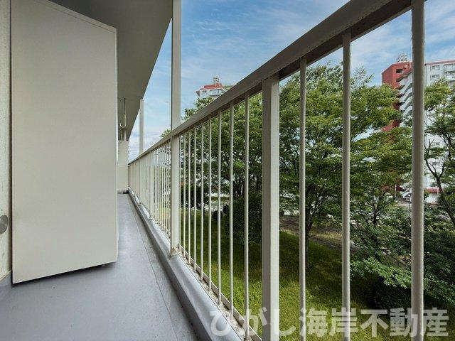 湘南西部住宅2-5号棟のバルコニー|バルコニー