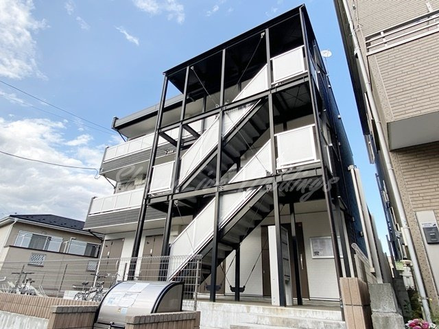 藤沢市藤が岡１丁目の賃貸マンション