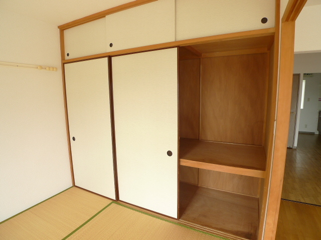 クレール西船の収納