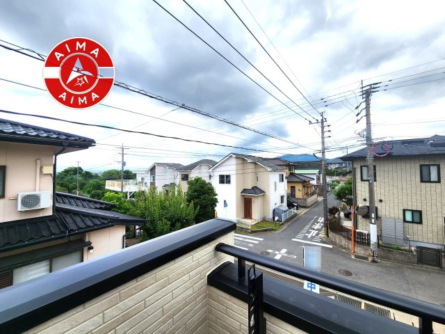 福岡市西区野方3丁目第1-2棟（2号棟）の展望|窓から緑が見える物件も魅力的です。