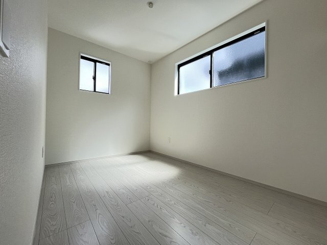 【子供部屋】 | 福岡市東区美和台5丁目9期　1号棟（全2棟）【仲介手数料無料・0円】 | 施工例。施工例は完成時と異なる場合があります。