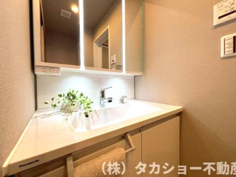 【独立洗面台】 | ヴェント蘇我エミネンテ・ガーデン | 独立洗面台で身支度をすべて済ませてしまいましょう
