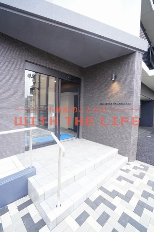 RESIDENCE（レジデンス）花畑【10,000円キャッシュバック対象物件】のエントランス|落ち着いたエントランスです