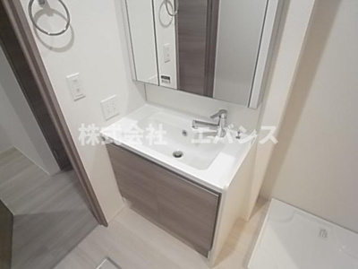【独立洗面台】 | D-SOLACE末広4丁目 | 独立洗面台あり、毎朝おしゃれに忙しい女性の方におすすめです