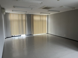 【内装】 | Fテナント