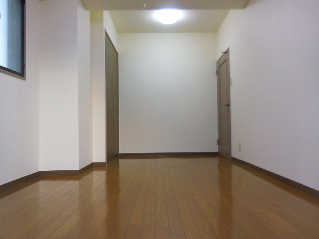 シャインヒル郡家の寝室
