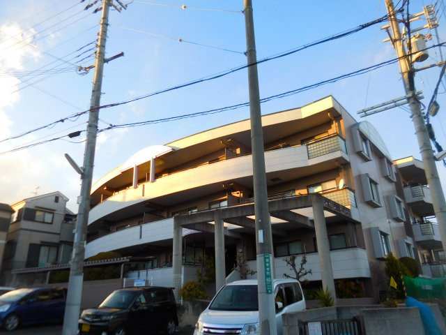 シャインヒル郡家の外観