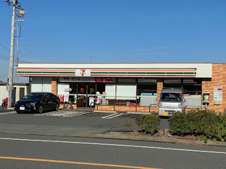【周辺】 | 愛宕2丁目住宅　清潔感のある共用部分！管理体制良好！ | セブンイレブン多摩和田３丁目店まで徒歩９分