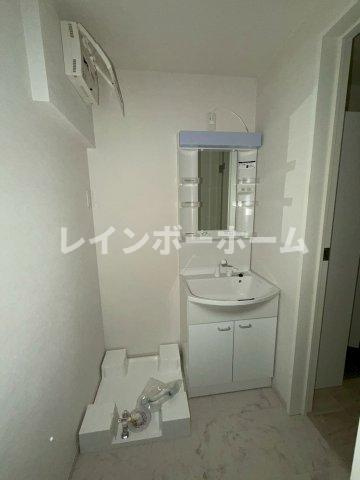 GLYCINEの独立洗面台|※建築中のため同施工会社参考写真となります。