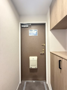 【玄関】アンビエントジェームス山一番館 