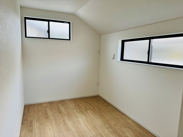 八王子市　北野台　新築一戸建て　３３期の子供部屋|～2階5.0帖の洋室　2面採光で明るく風通しの良いお部屋です～