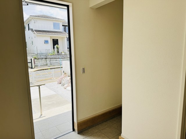 八王子市　北野台　新築一戸建て　３３期の収納|～土間収納があり、ベビーカーやゴルフバッグ入れなど用途多彩です～