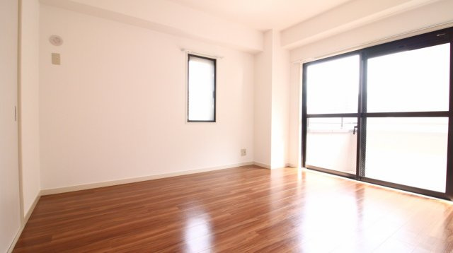 ミナミマチマンションの寝室