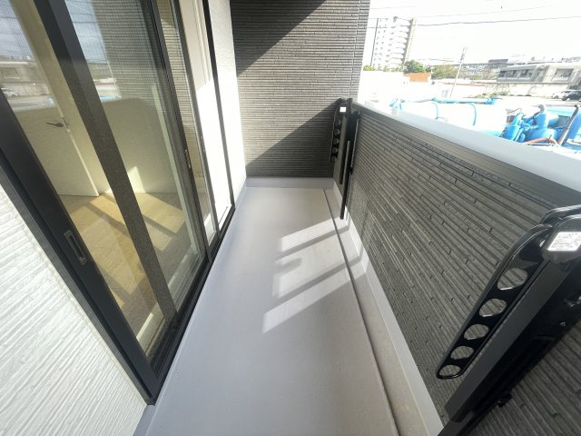 浦添市仲間（全6棟）のバルコニー|※同仕様写真です　