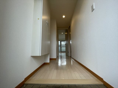 【玄関】 | ハウオリハレ | ※同建物別部屋の写真になります。