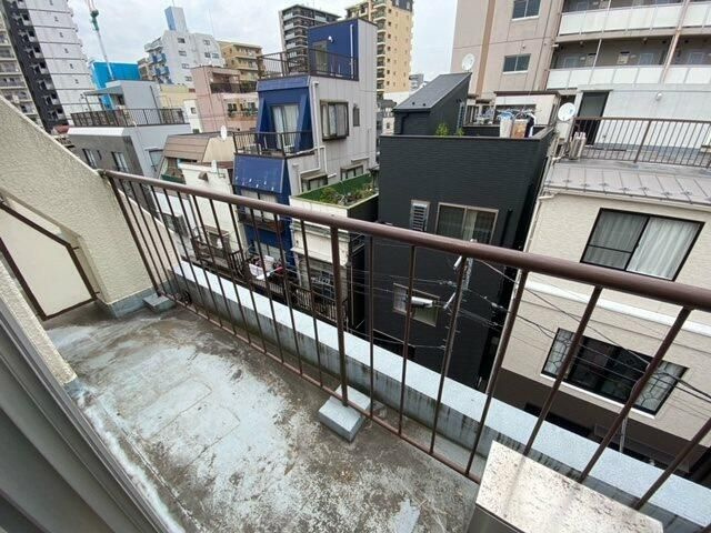 ビューティフル　ビラのバルコニー