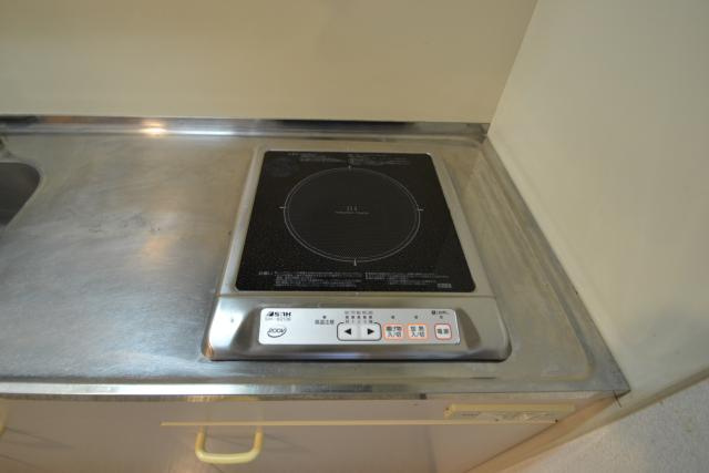 広島市中区加古町の賃貸マンションのキッチン