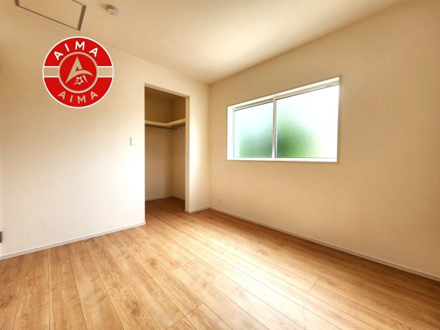 福岡市早良区内野6丁目第1-1棟（1号棟）の子供部屋|穏やかな光が差し込む室内には、穏やかな時間が流れます。